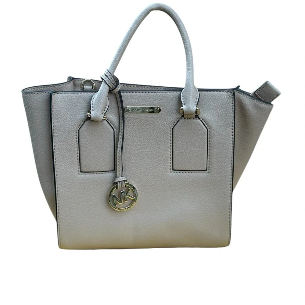 Michael Kors Light Pink Leather Women’s Satchel Purse